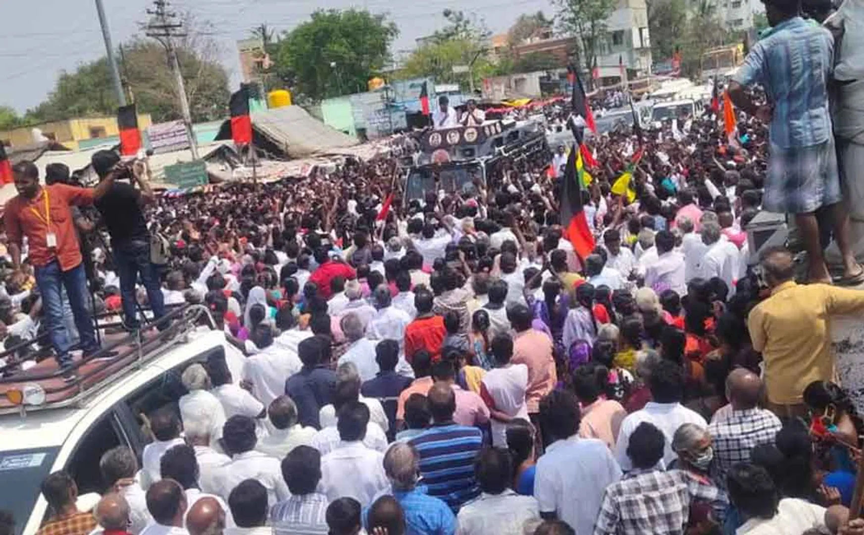 udhayanidhi stalin on election campaign in bargur 