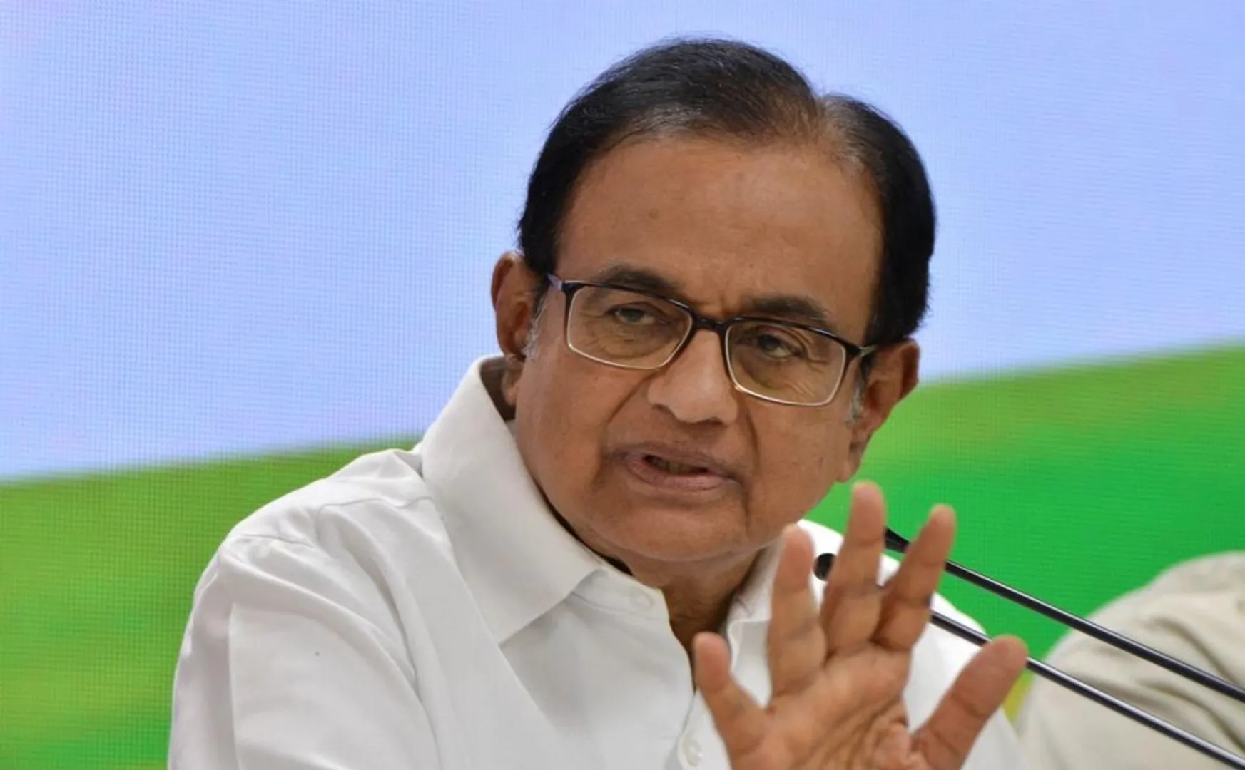 congress leader chidambaram tweet 