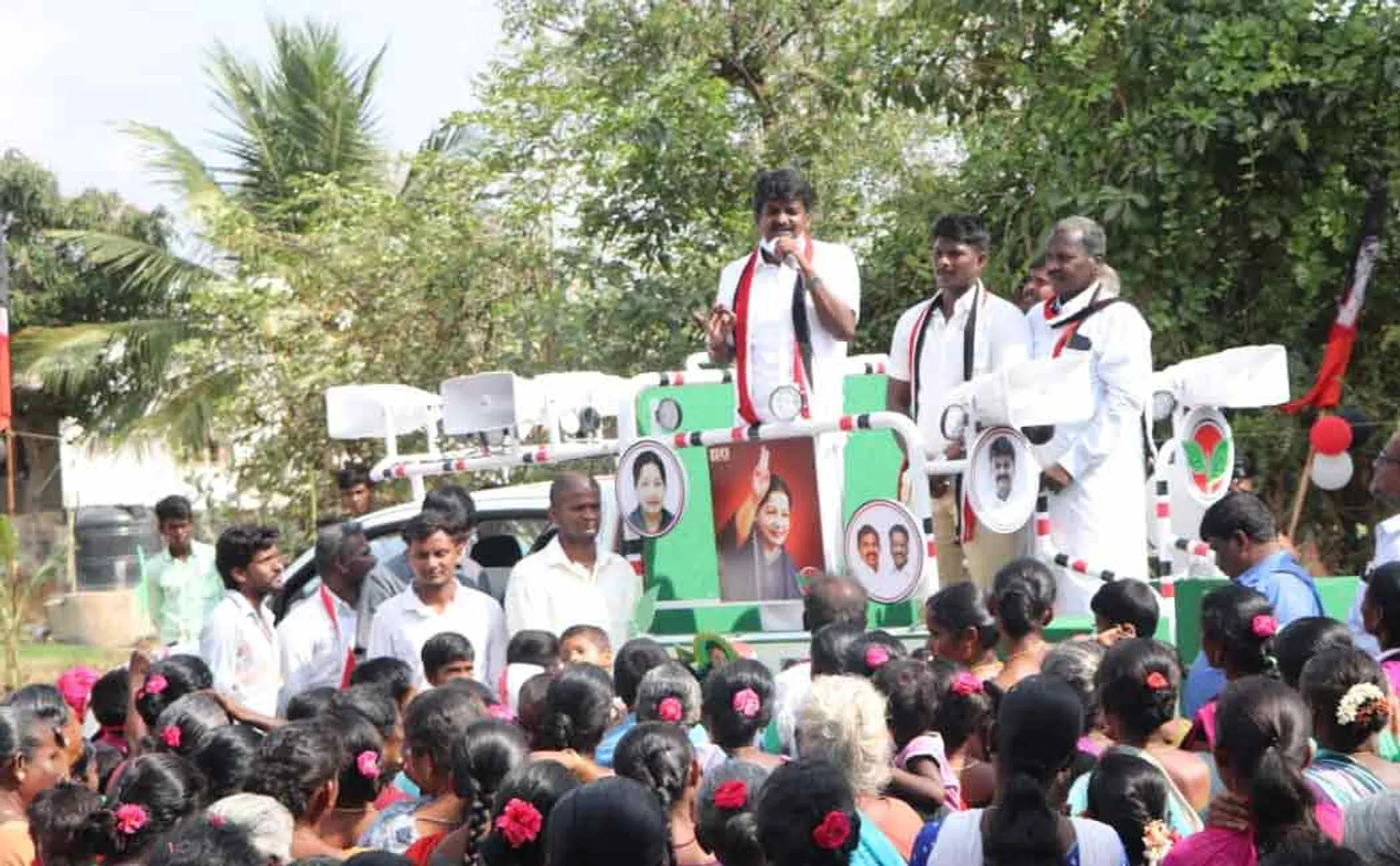 Vijayabaskar scolds parents of questioned girl ..!