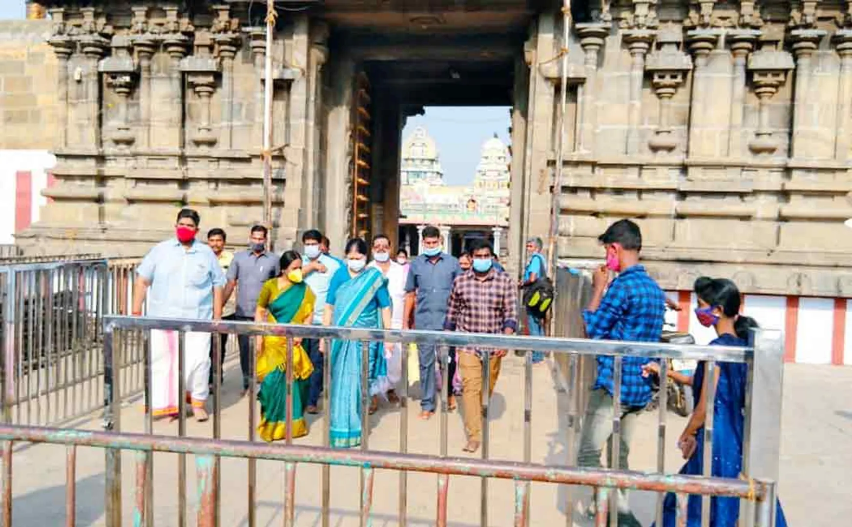 Sasikala visited the temple where Jayalalithaa did special worship in 1991 