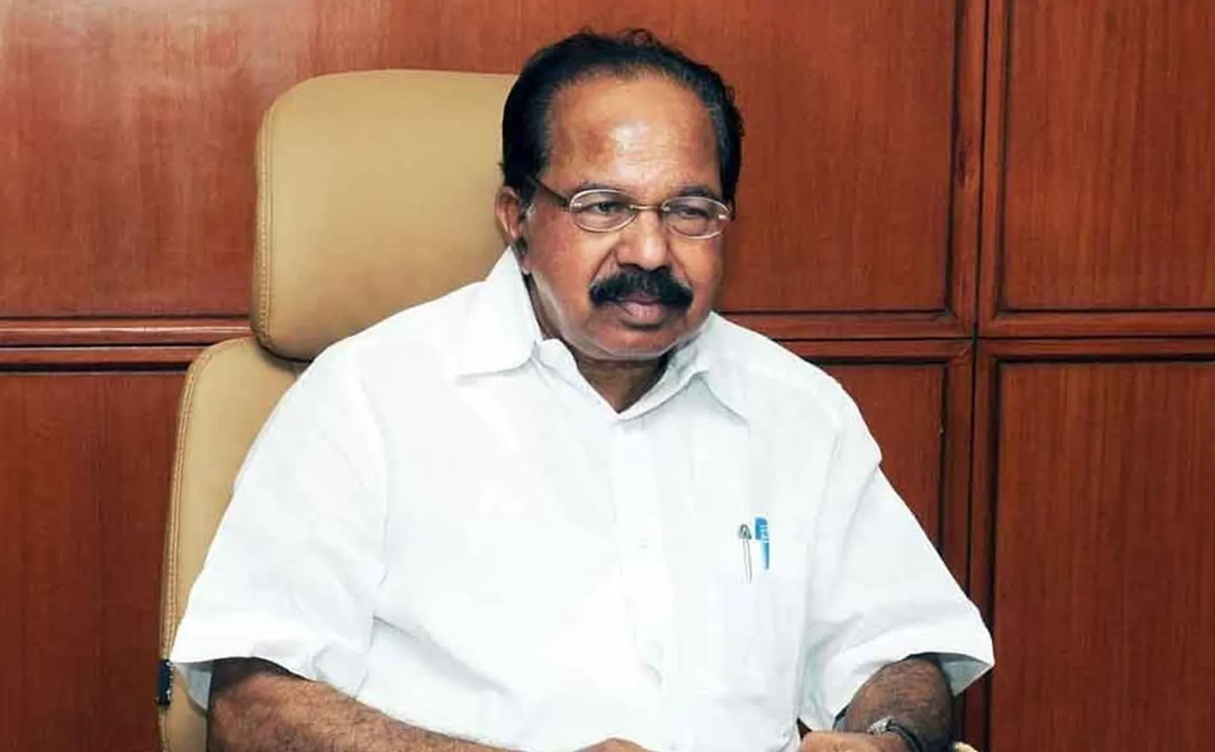 congress party senior leader veerappa moily press meet 