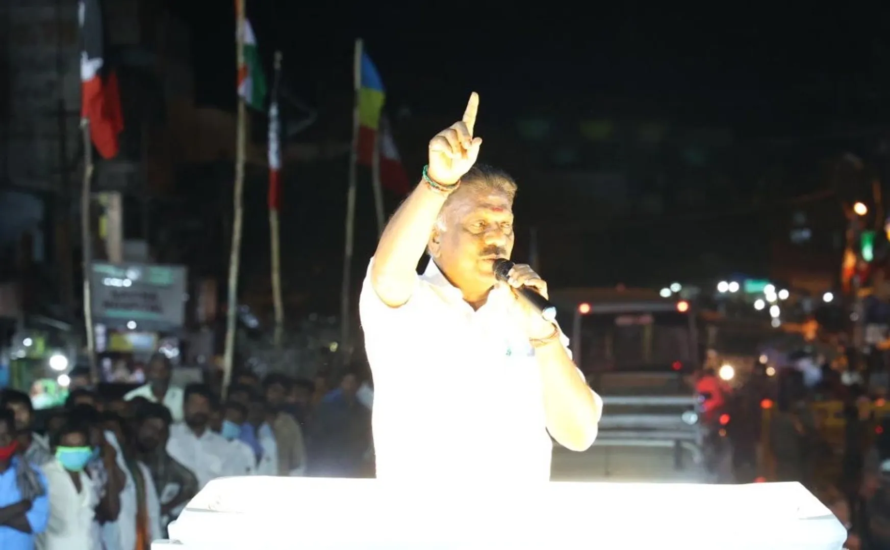 admk leader and deputy cm of tamilnadu 
