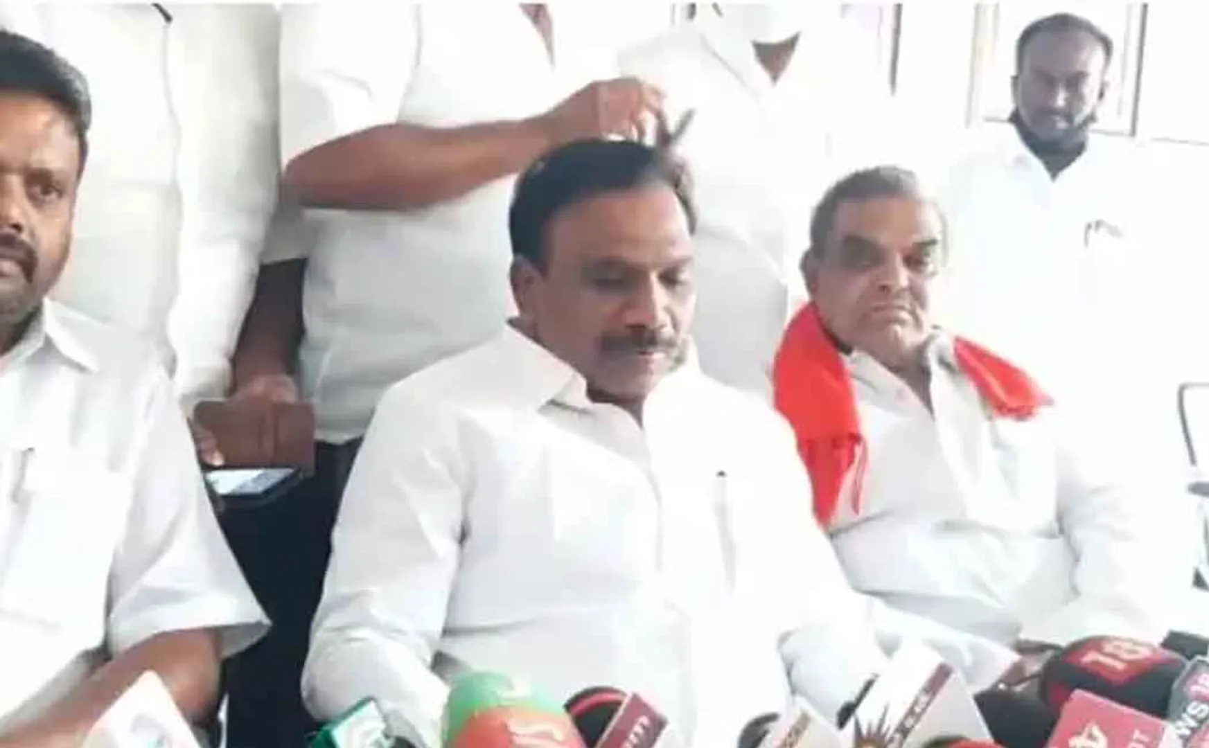 I apologize with all my heart for hurting the Chief Minister