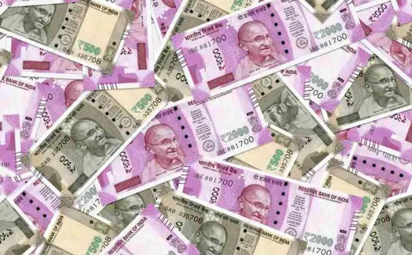 16.50 lakh confiscated from AIADMK leader's house; Hoarding to give to voters!