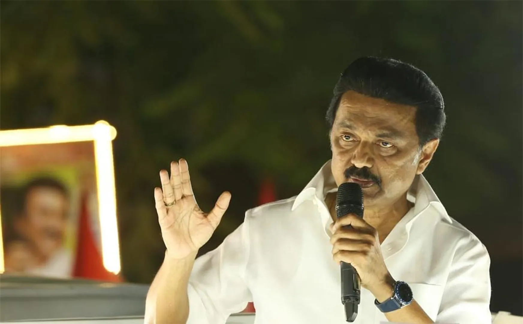 DMK MKSTALIN DAUGHTER HOME INCOME TAX RAID 