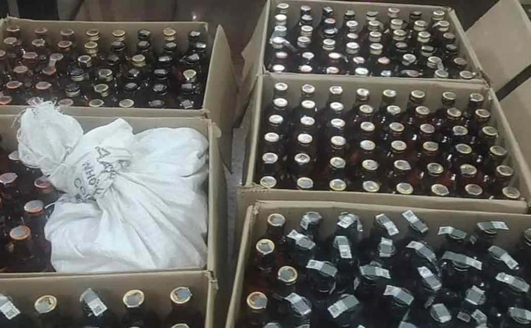 Boxes of  liquor recovered 