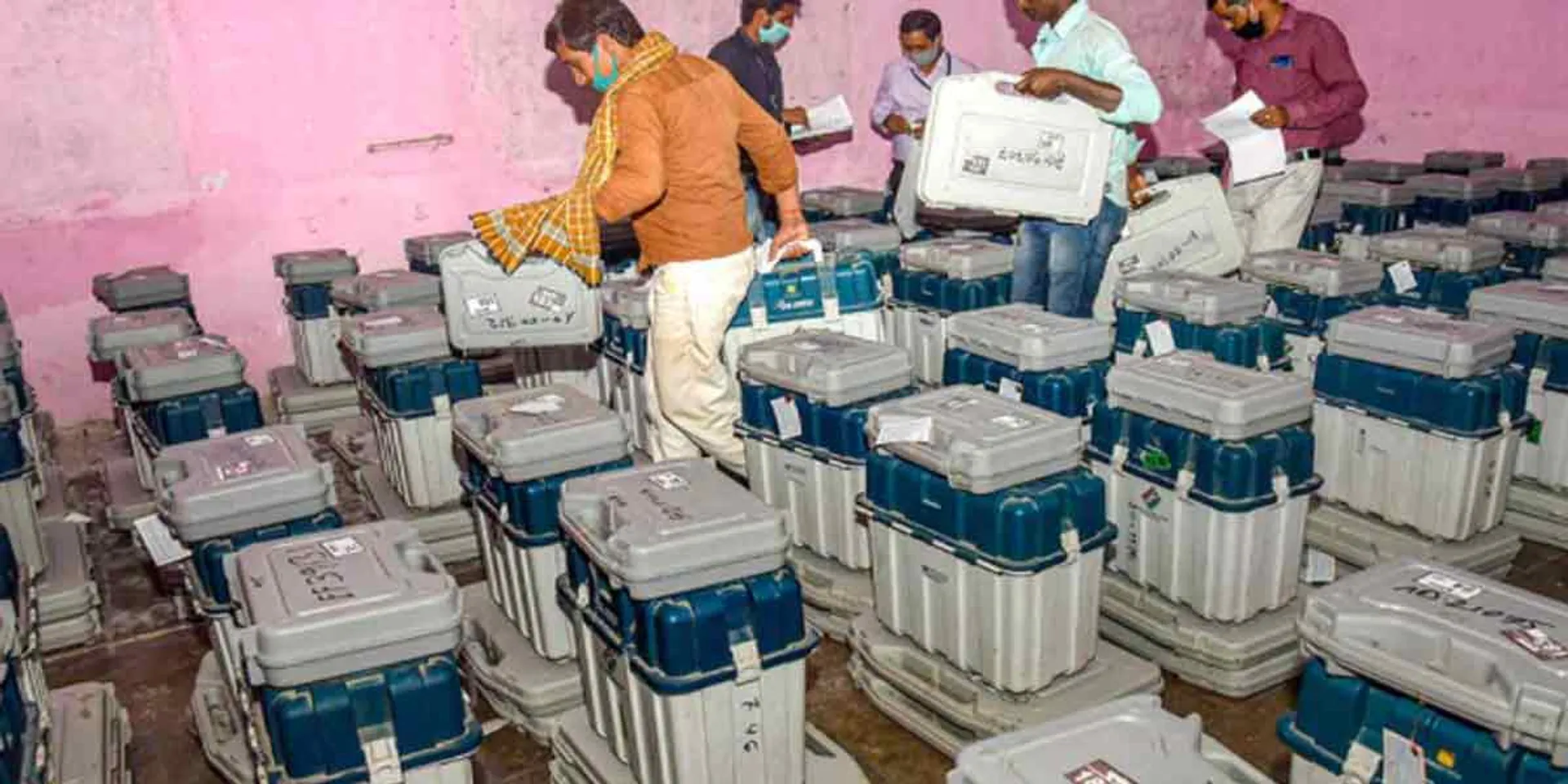 Sealing of voting machines in rooms begins!