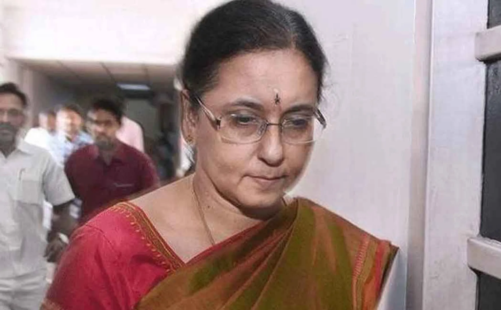 Prohibition of appointment of Kirija Vaithiyanathan she is not eligible