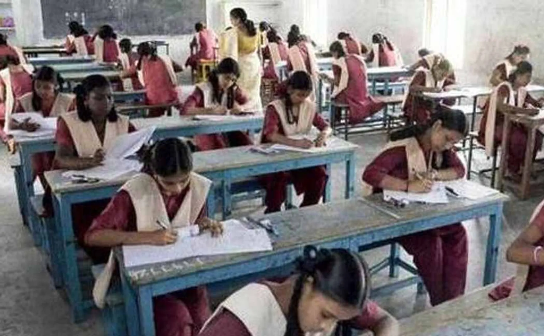 schools board exams +2 date changed 