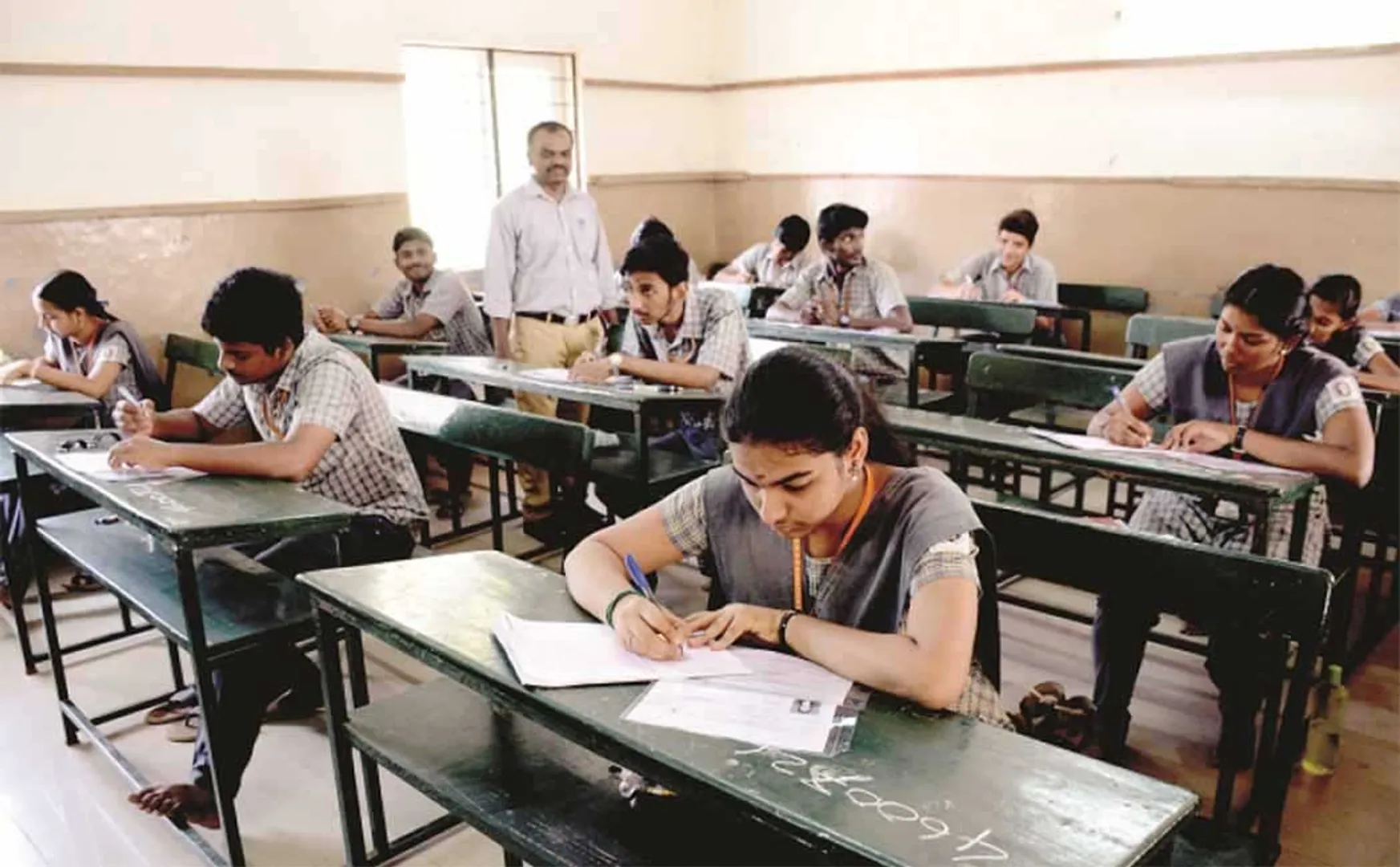 coronavirus issues 12 th board exam tamilnadu tomorrow discussion 
