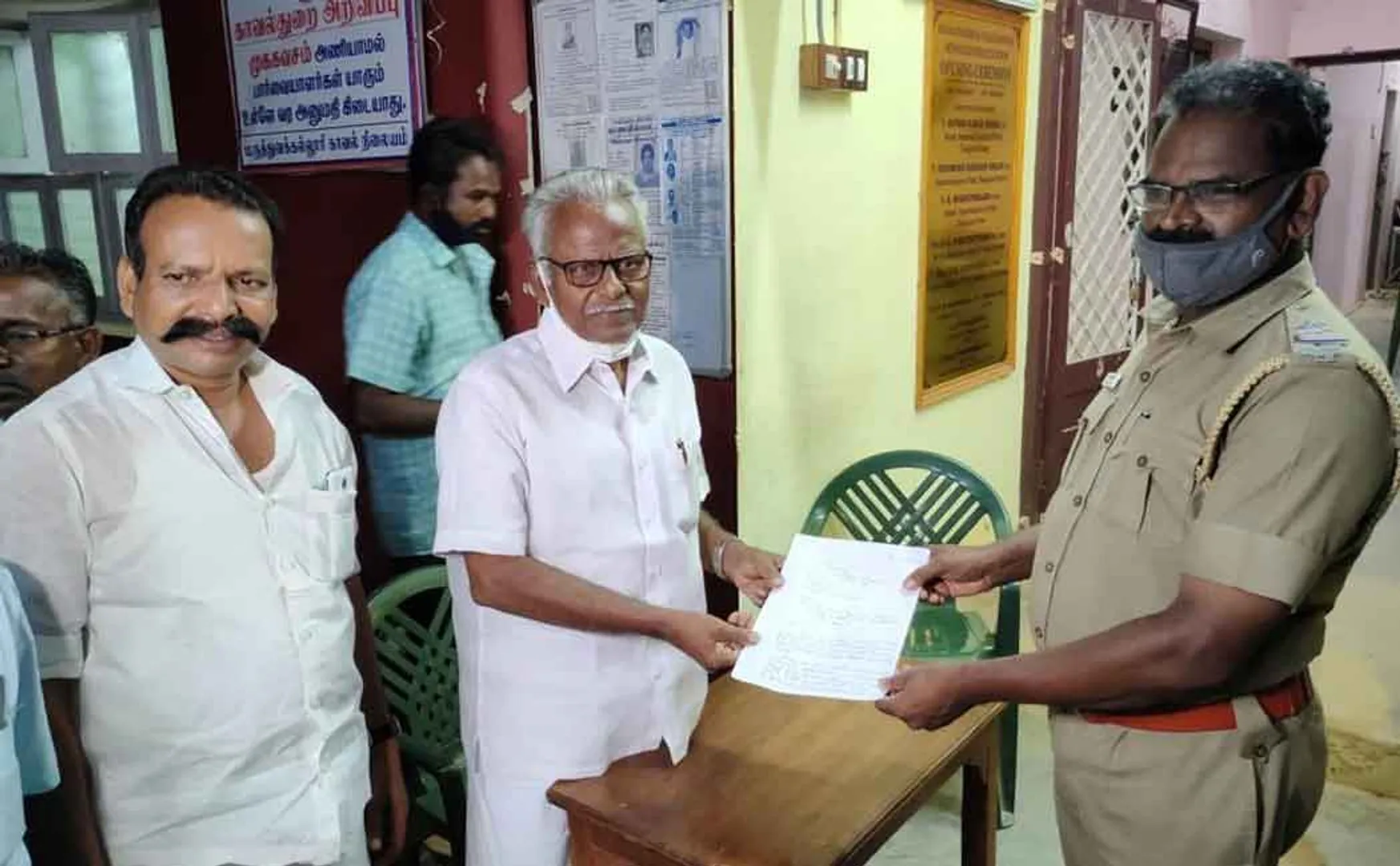 Intimidation to Maniyarasan who fought against Isha Foundation ... Complain to the police