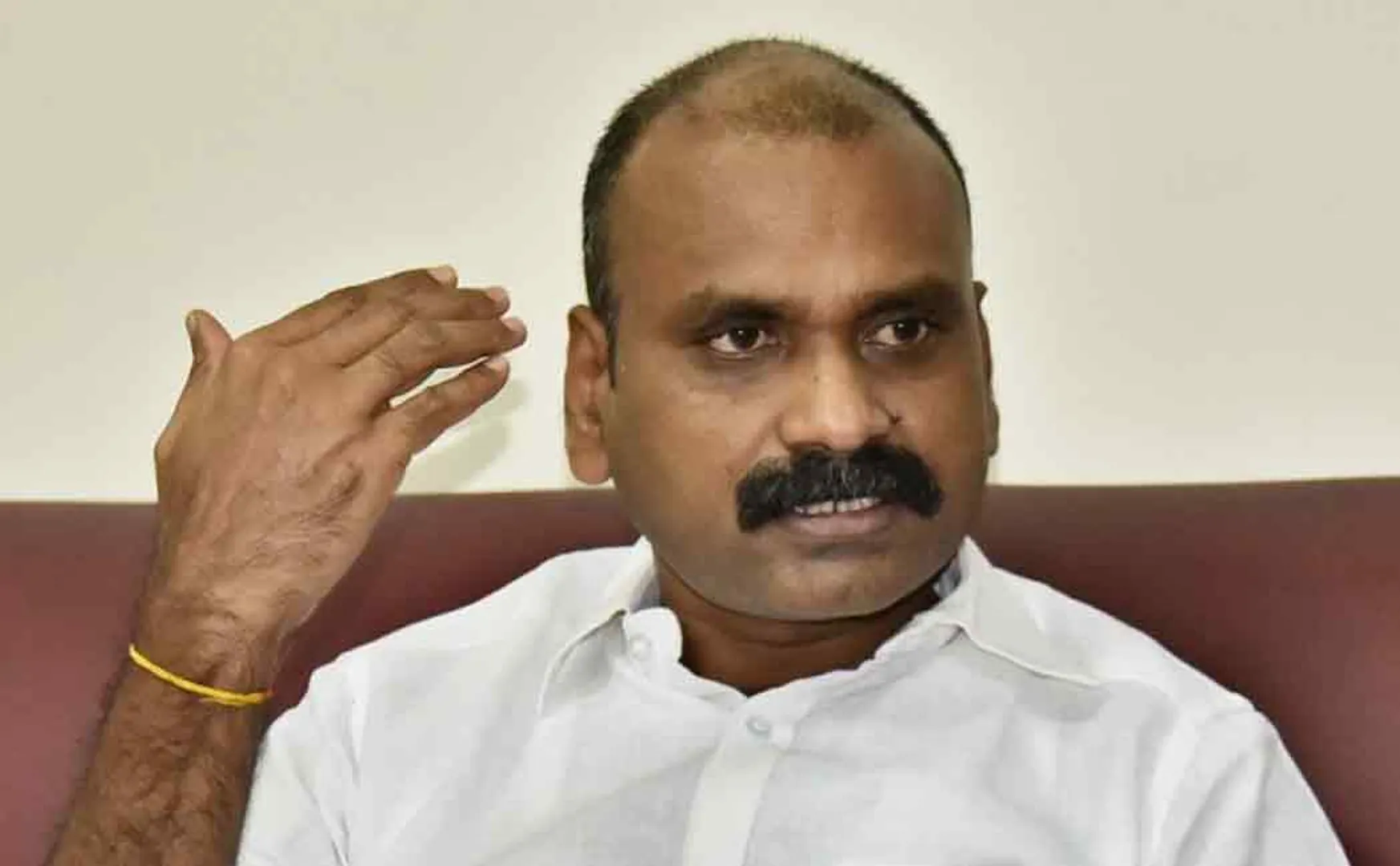 L. Murugan expressed his condolences to the family of actor Vivek ..!
