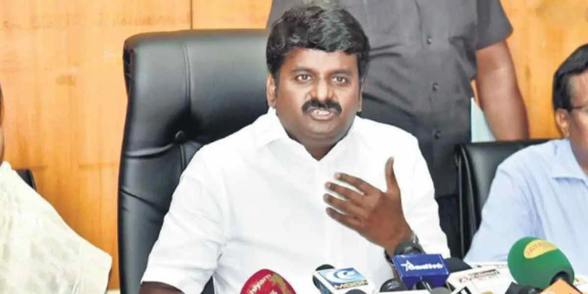  "There is no oxygen shortage in Tamil Nadu" - Minister Vijayabaskar interview