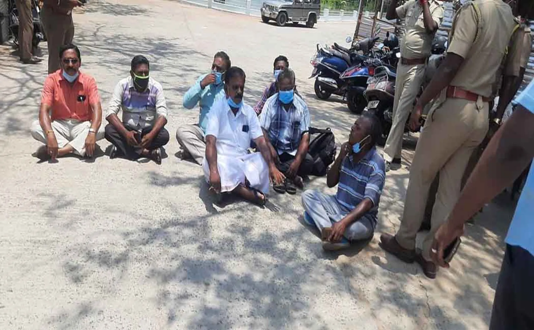 vote counting centres chidambaram police and journalist 