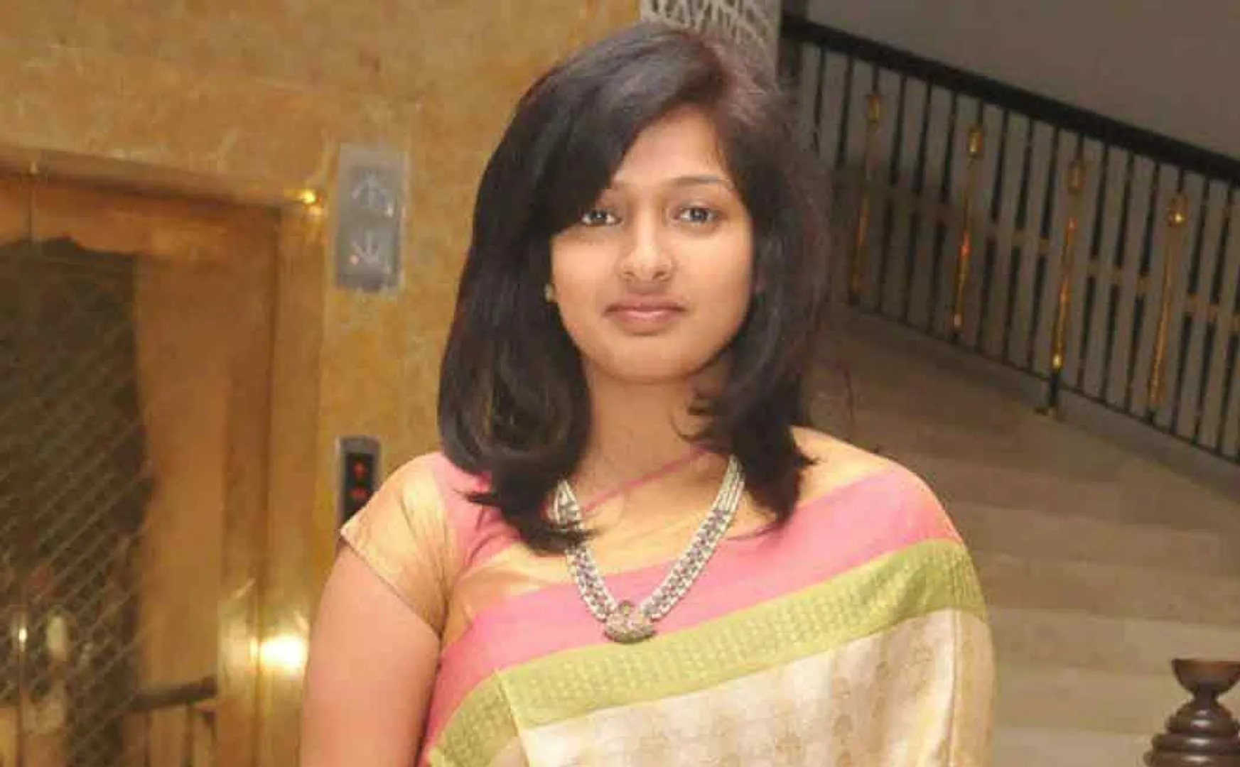 Gayatri Raghuram's request to the Tamil Nadu government to "vaccinate for free"