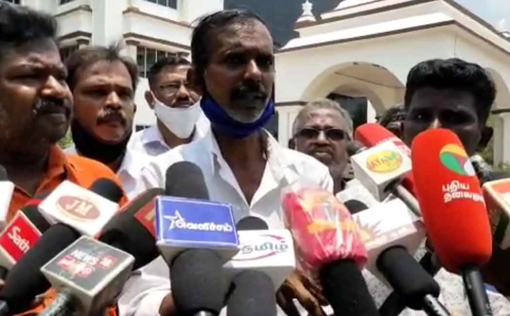 Video and Photographers Association who petitioned the Collector ..!