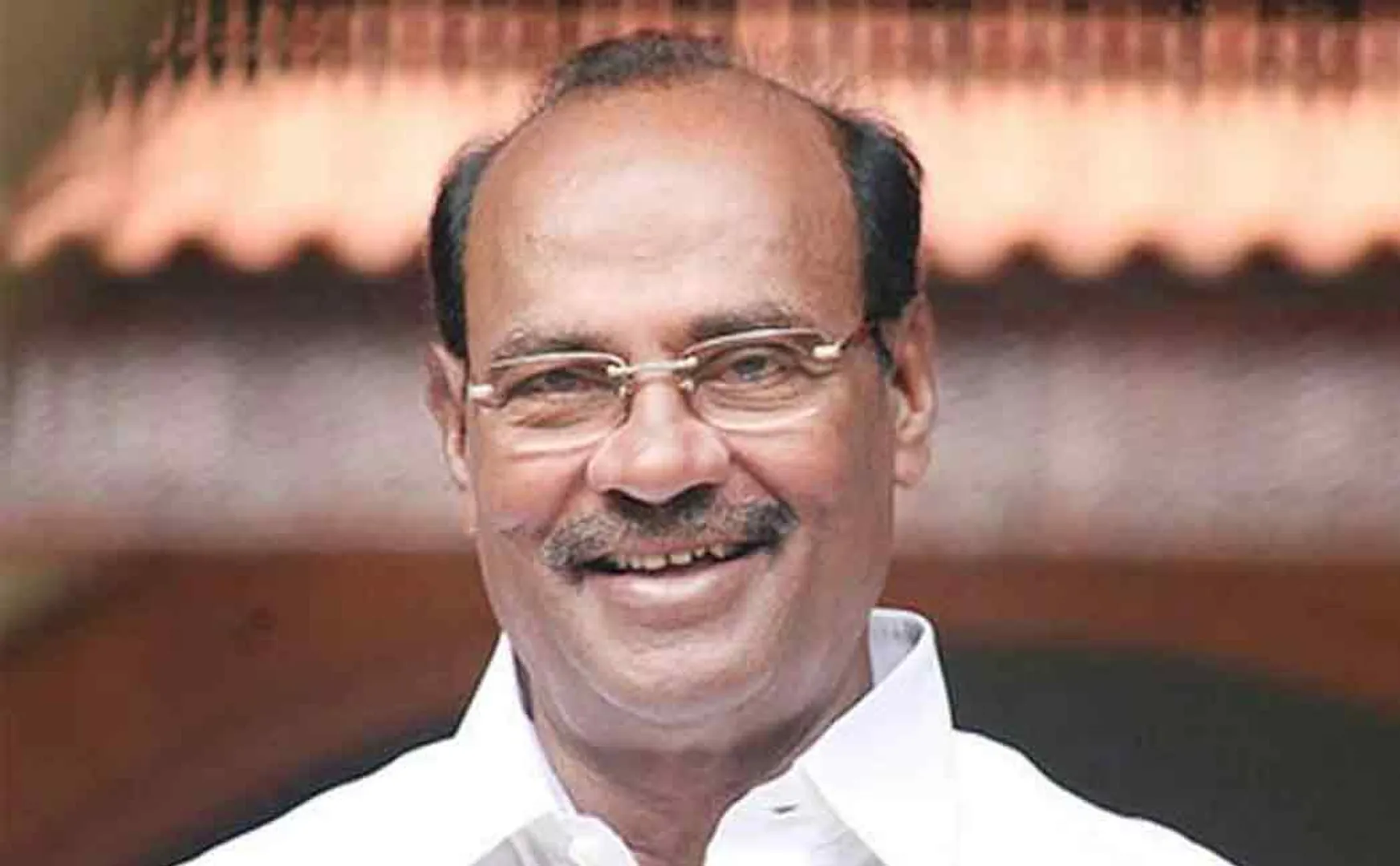 "You have to wait up to 20 hours to buy Remdesivir"  says Ramadoss 