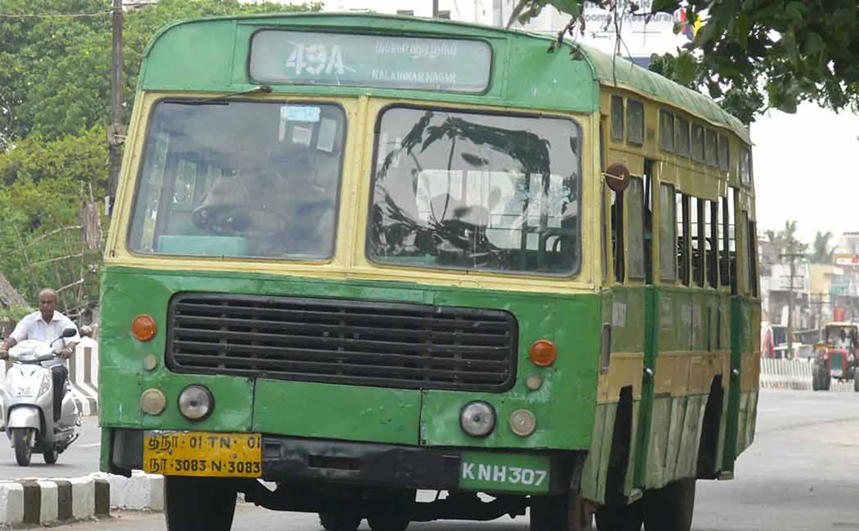 1991 students gathered against bus fare hike