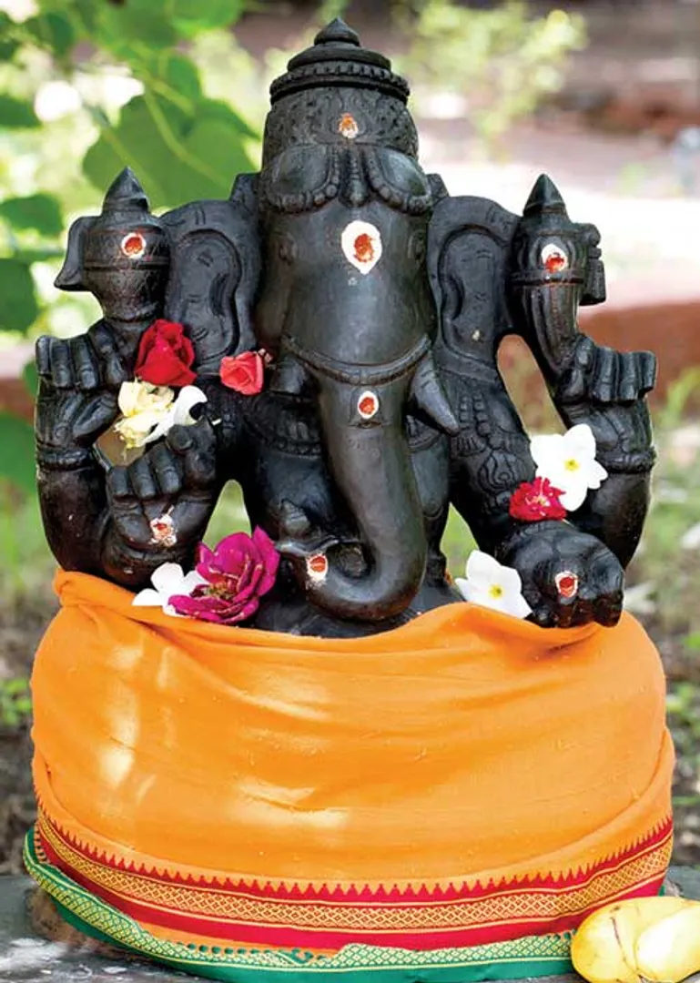 /idhalgal/balajothidam/ganapathy-maternity-ward-k-kumara-sivacharya