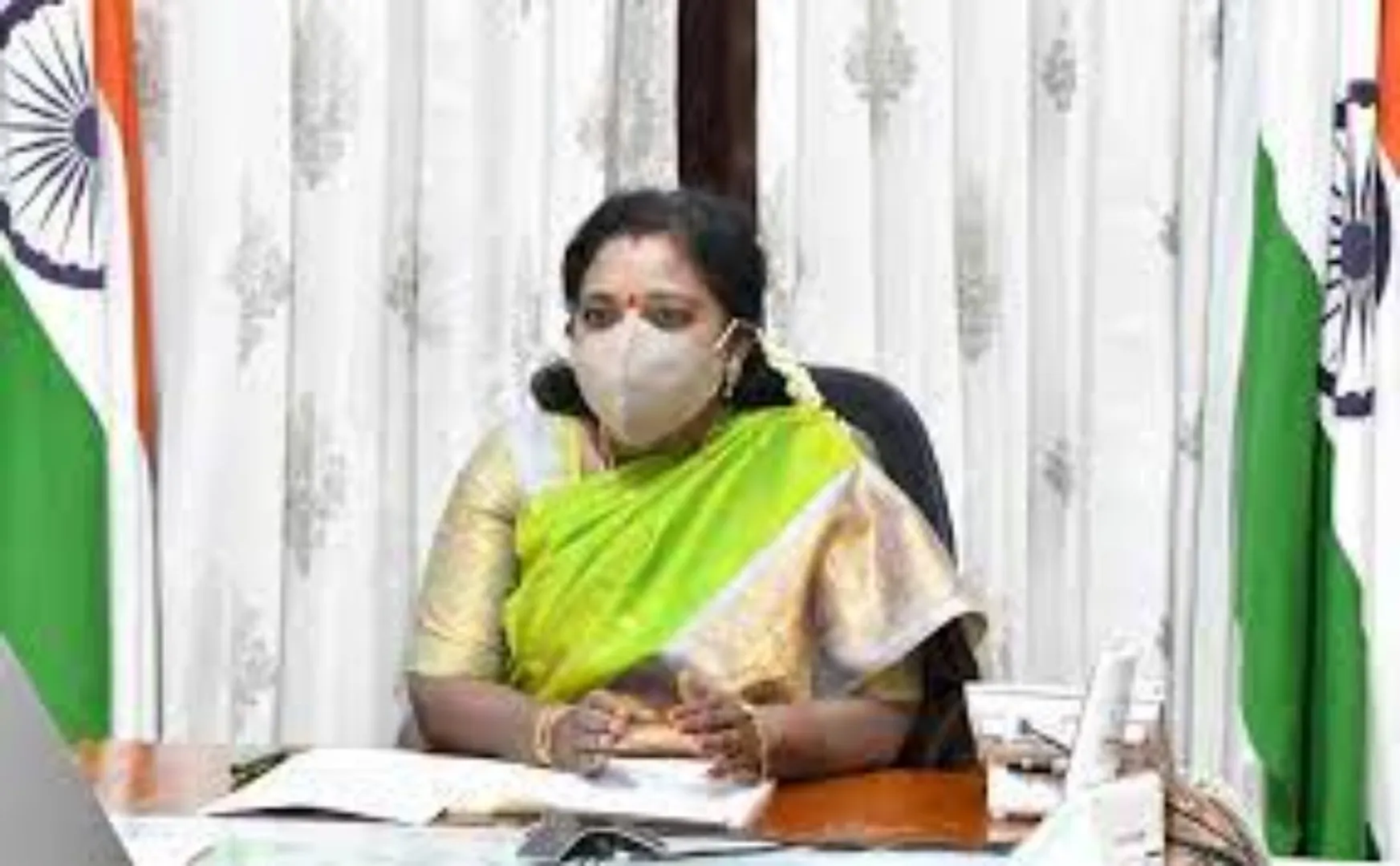 puducherry cm rangasamy admitted at hospital governor tamilisai soundararajan 