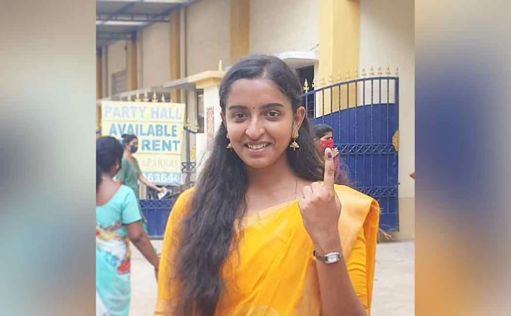 Padmapriya Resign from MNM party 