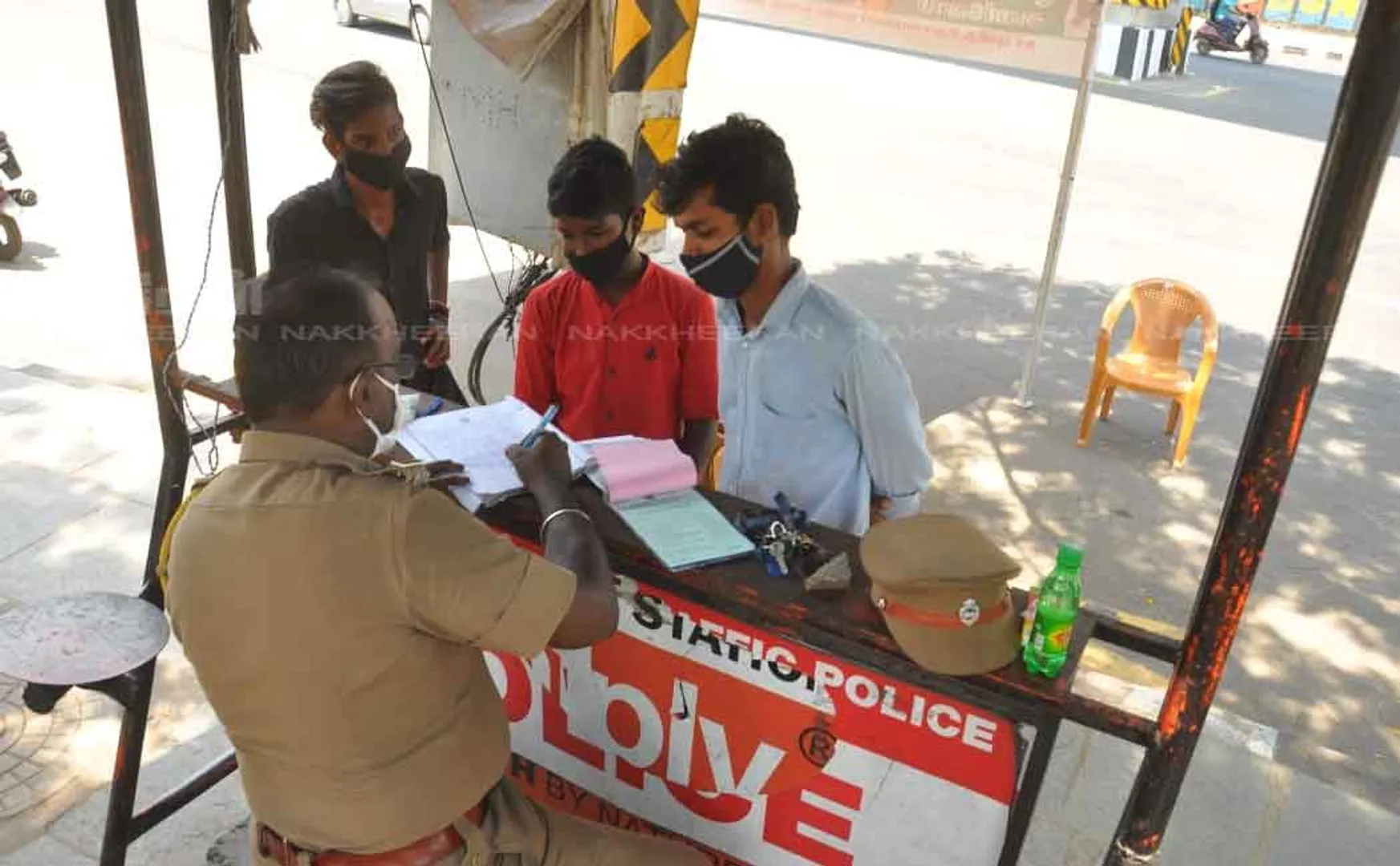 Motorists who came in droves ... Police who filed a case 