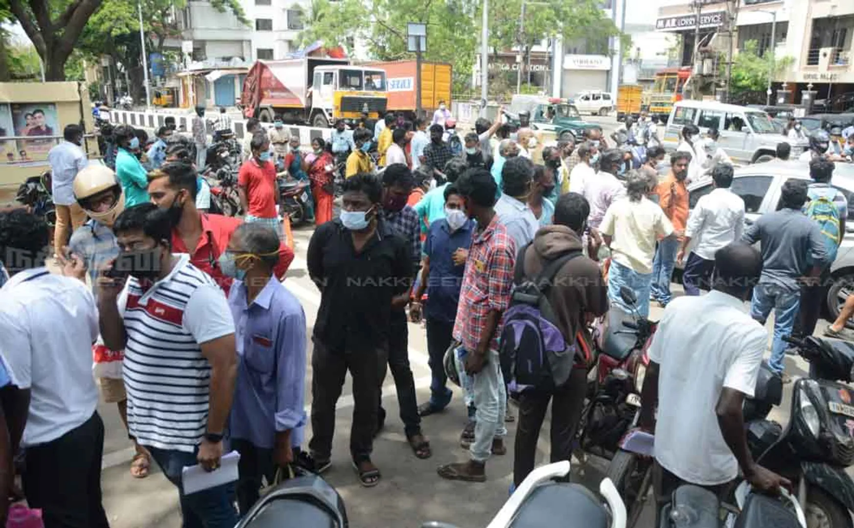 People flocked to buy Remtacivir 