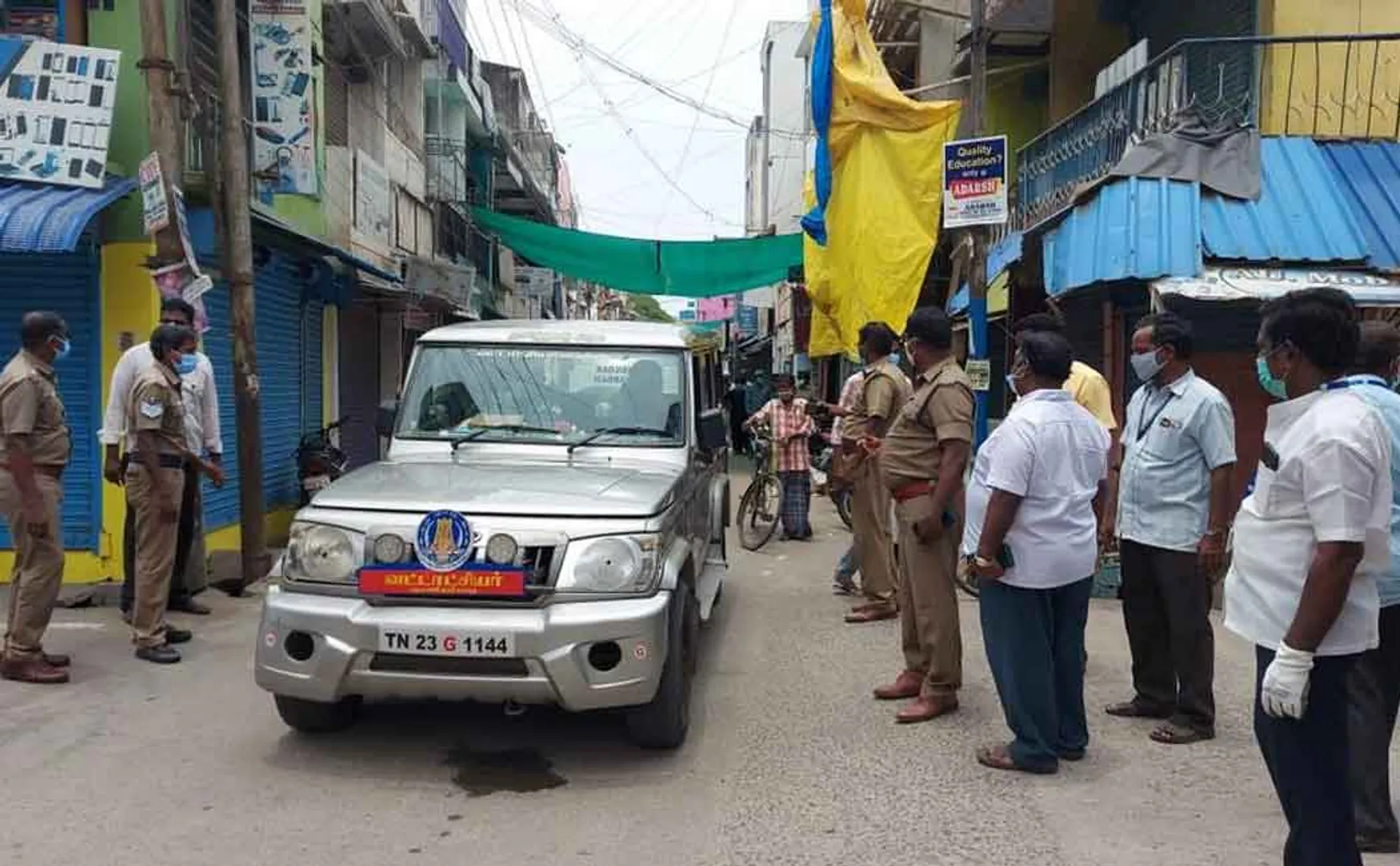 Violation of curfew rules; Consecutive locked and sealed stores!