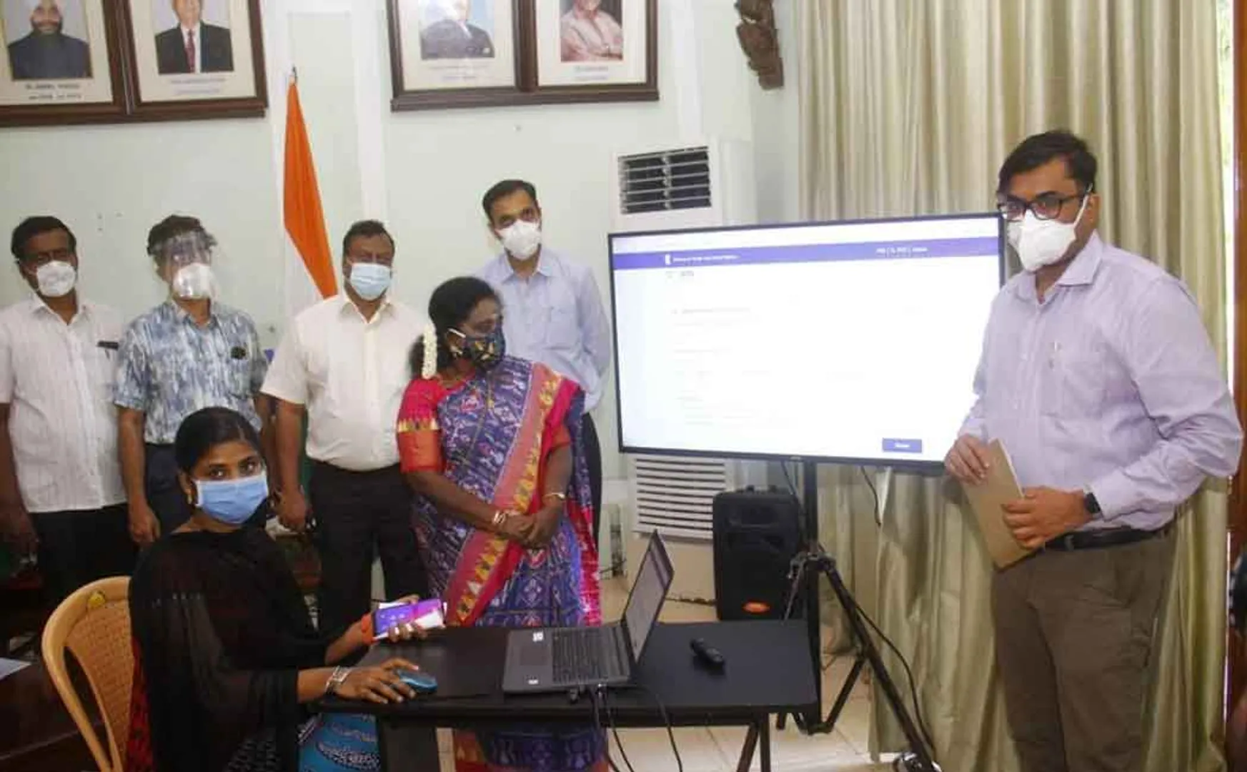 "From today, 18-45 year olds will be vaccinated" - Deputy Governor launches online registration!