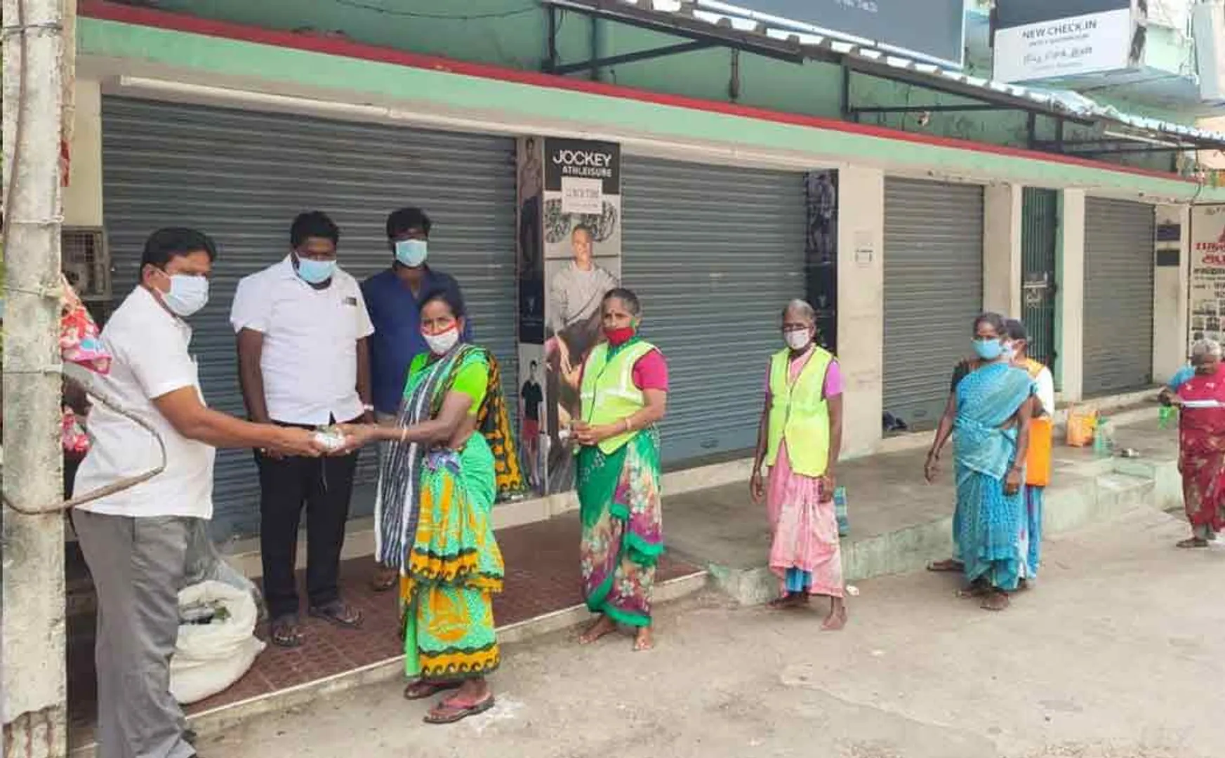 Thiruvannamalai DMK members in corona field work 