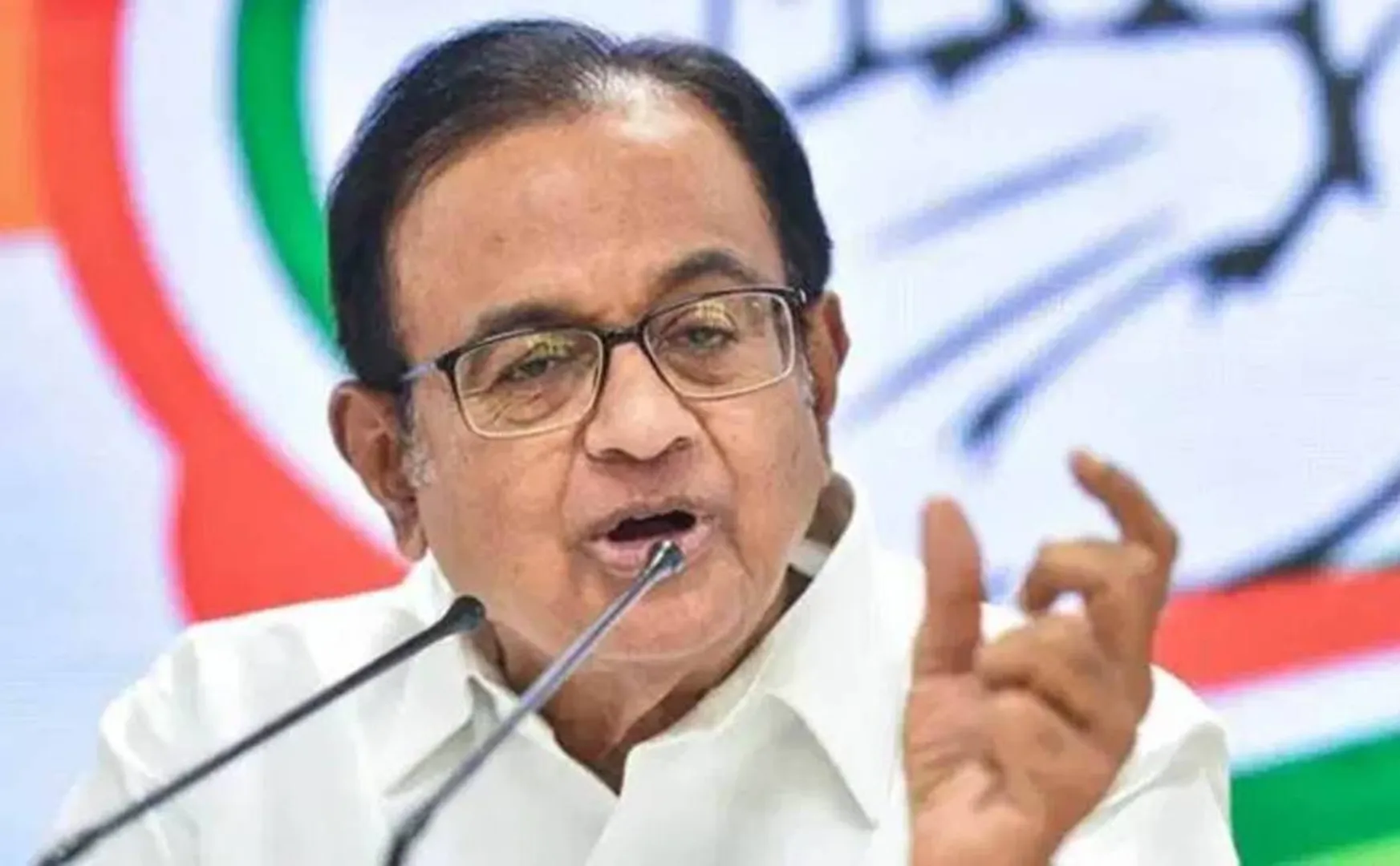 congress party senior leader chidambaram tweets 