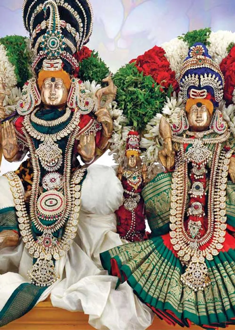 /idhalgal/balajothidam/yoga-get-lucky-life-partner-ka-gandhi-murugeshwar