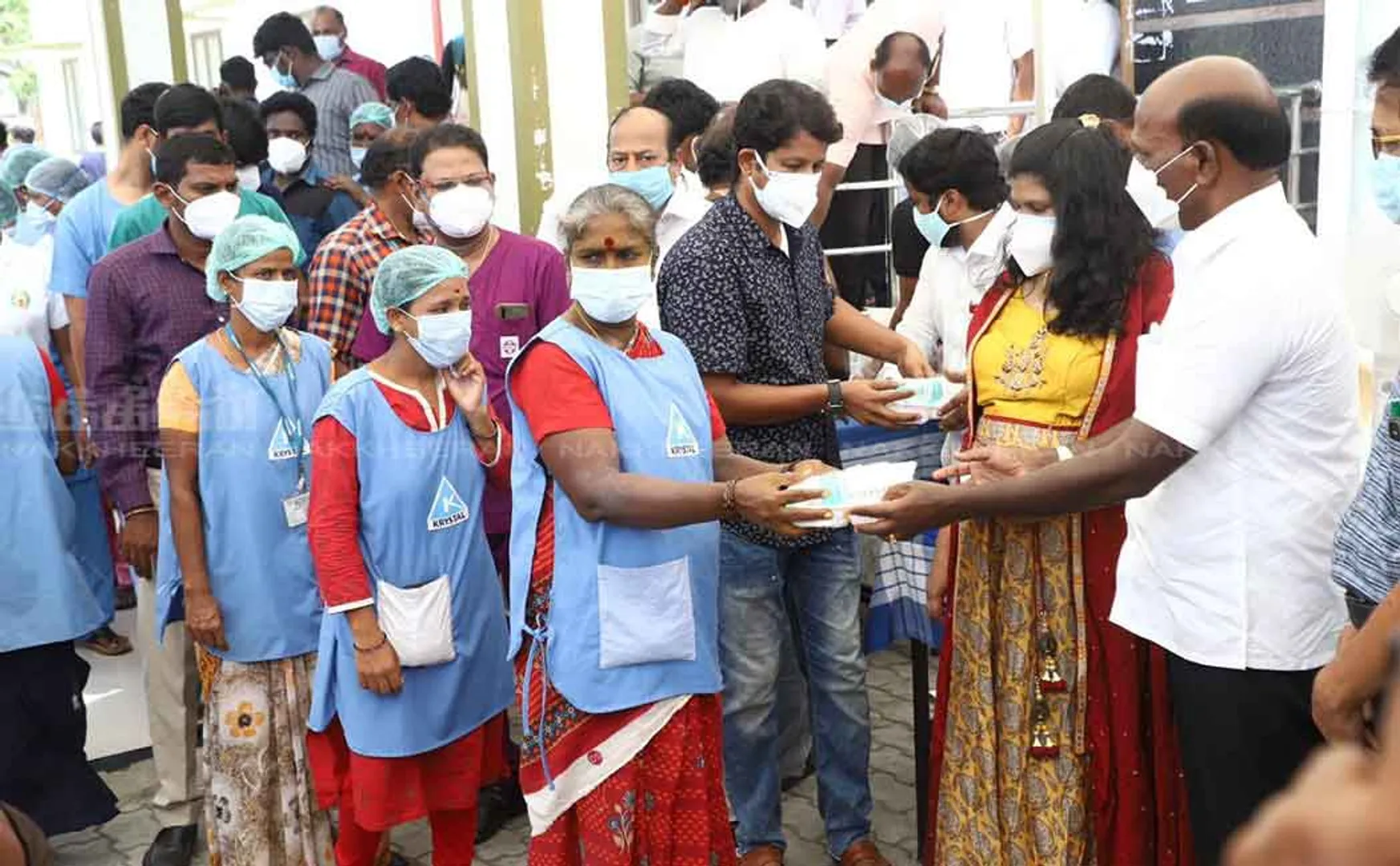 Health Minister launches free food program 