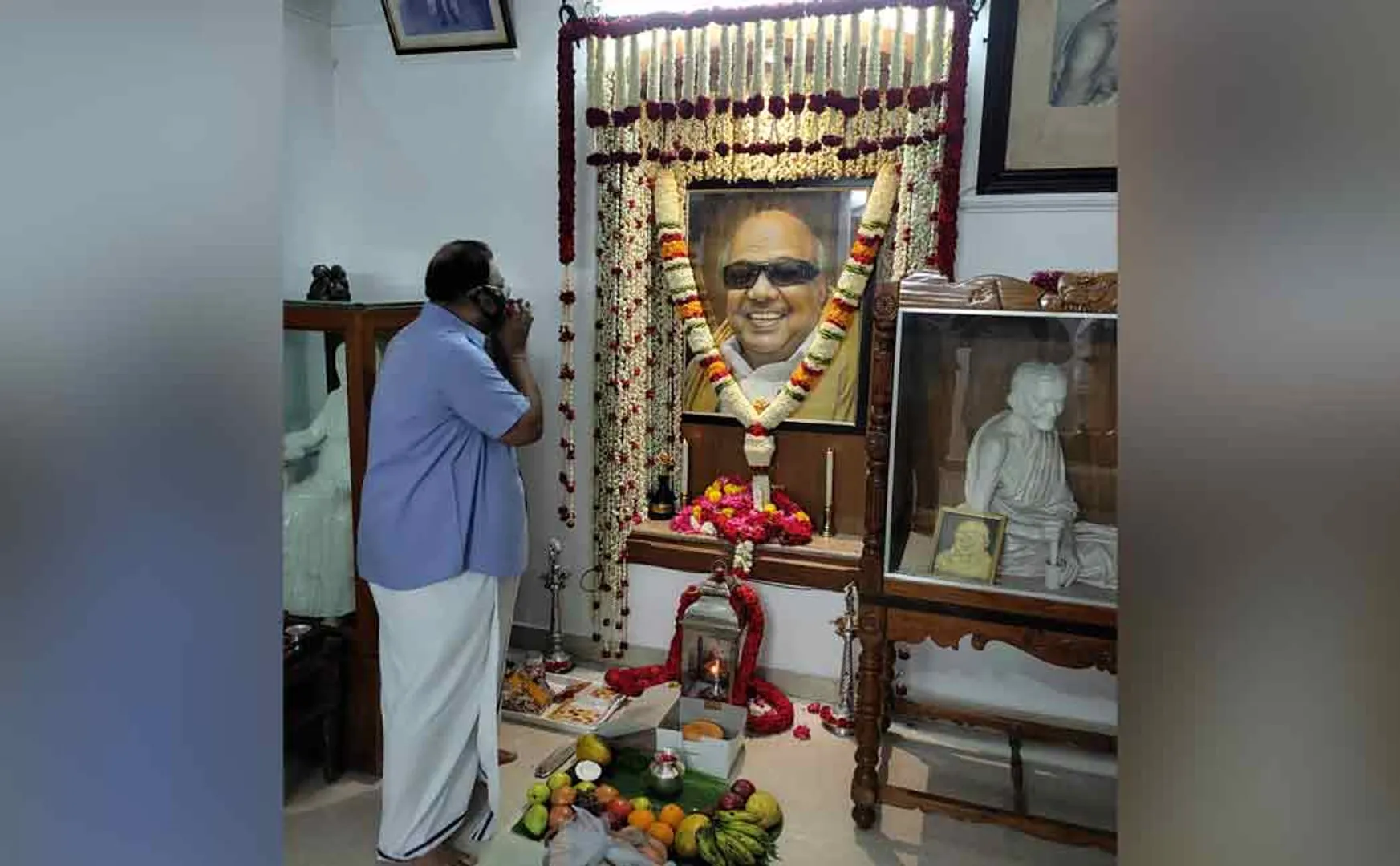 M K Azhagiri Visited gopalapuram kalaignar house 