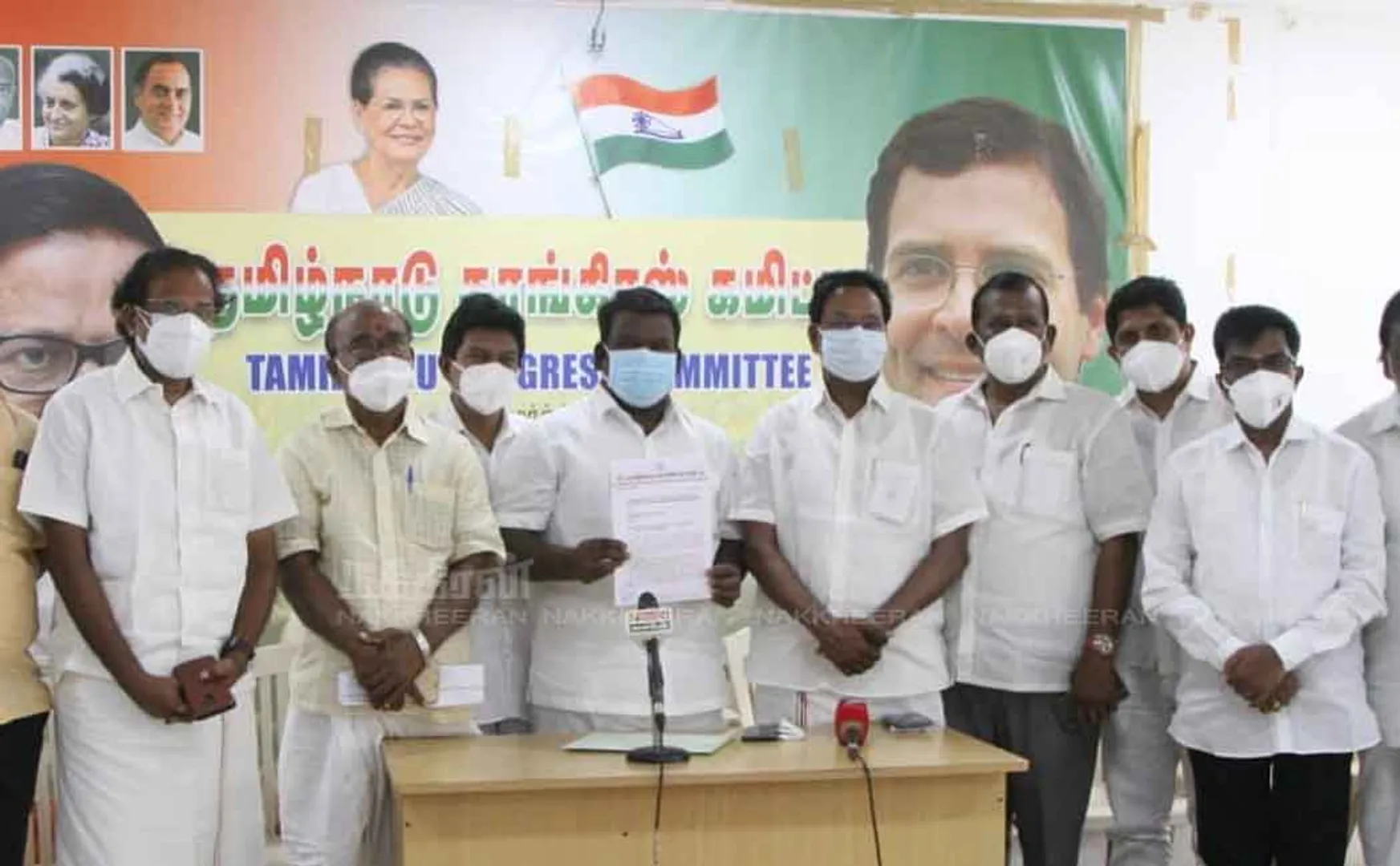 Modi government is going to support to profit from the people misery - Congress leader
