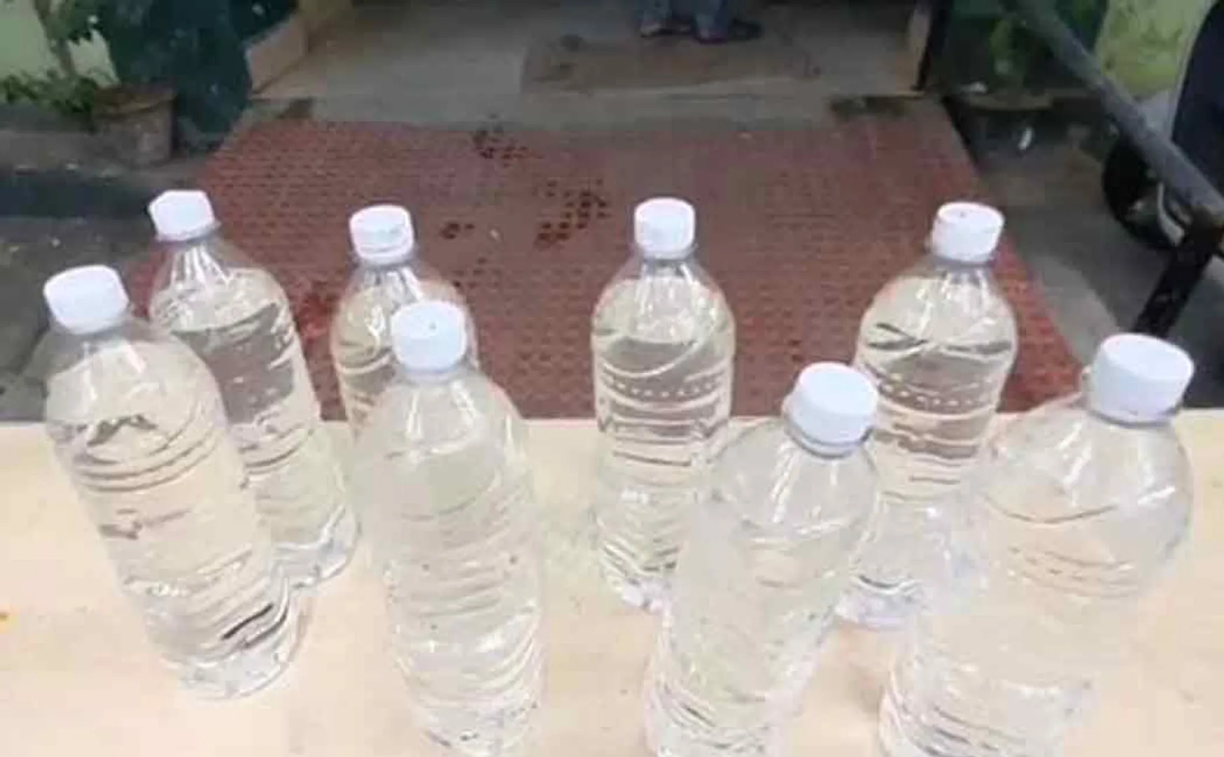1500 rupees for a liter of counterfeit liquor; Salem college student arrested 