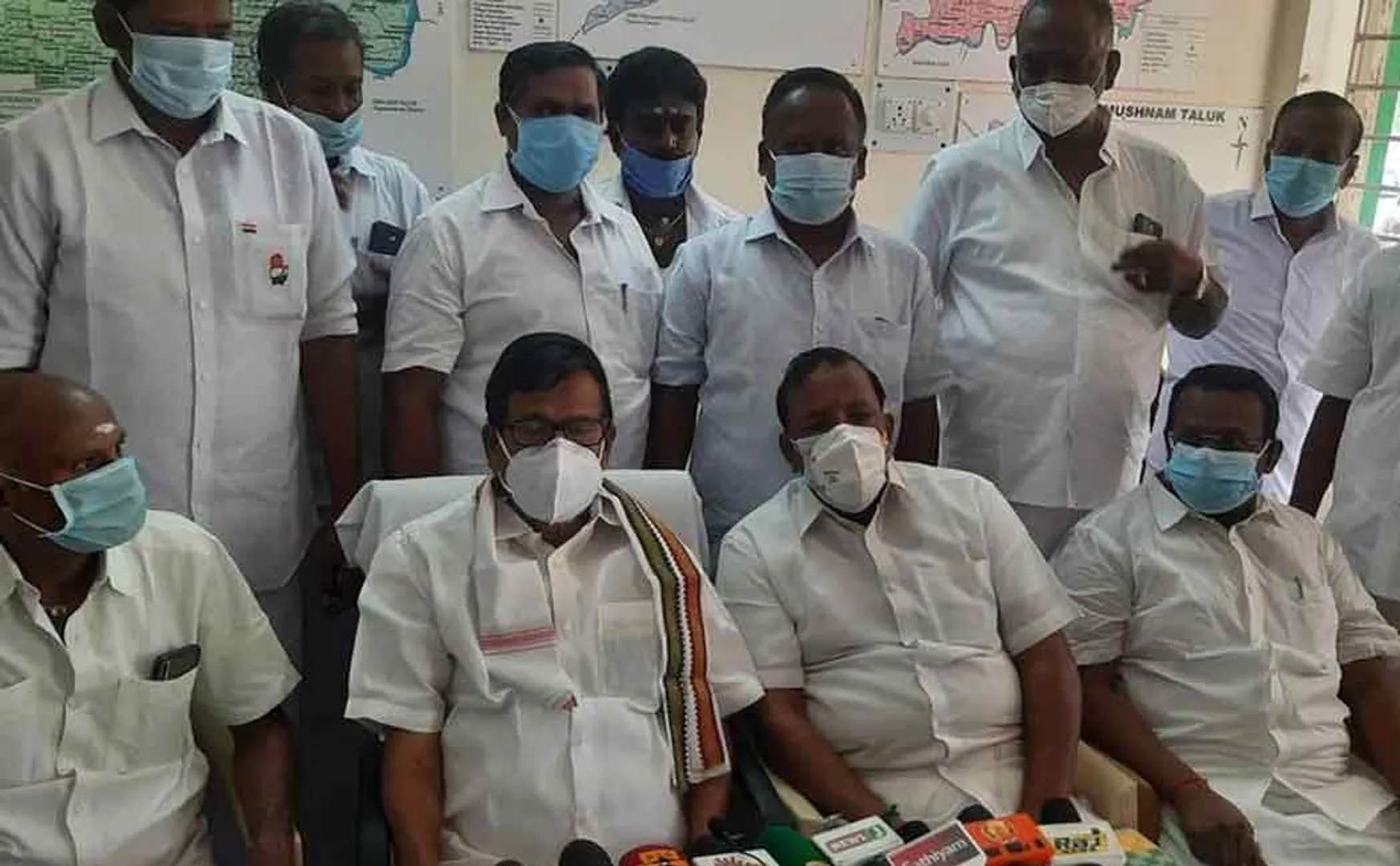 "Modi government's vaccination strategy is dangerous ..." - KS Azhagiri 