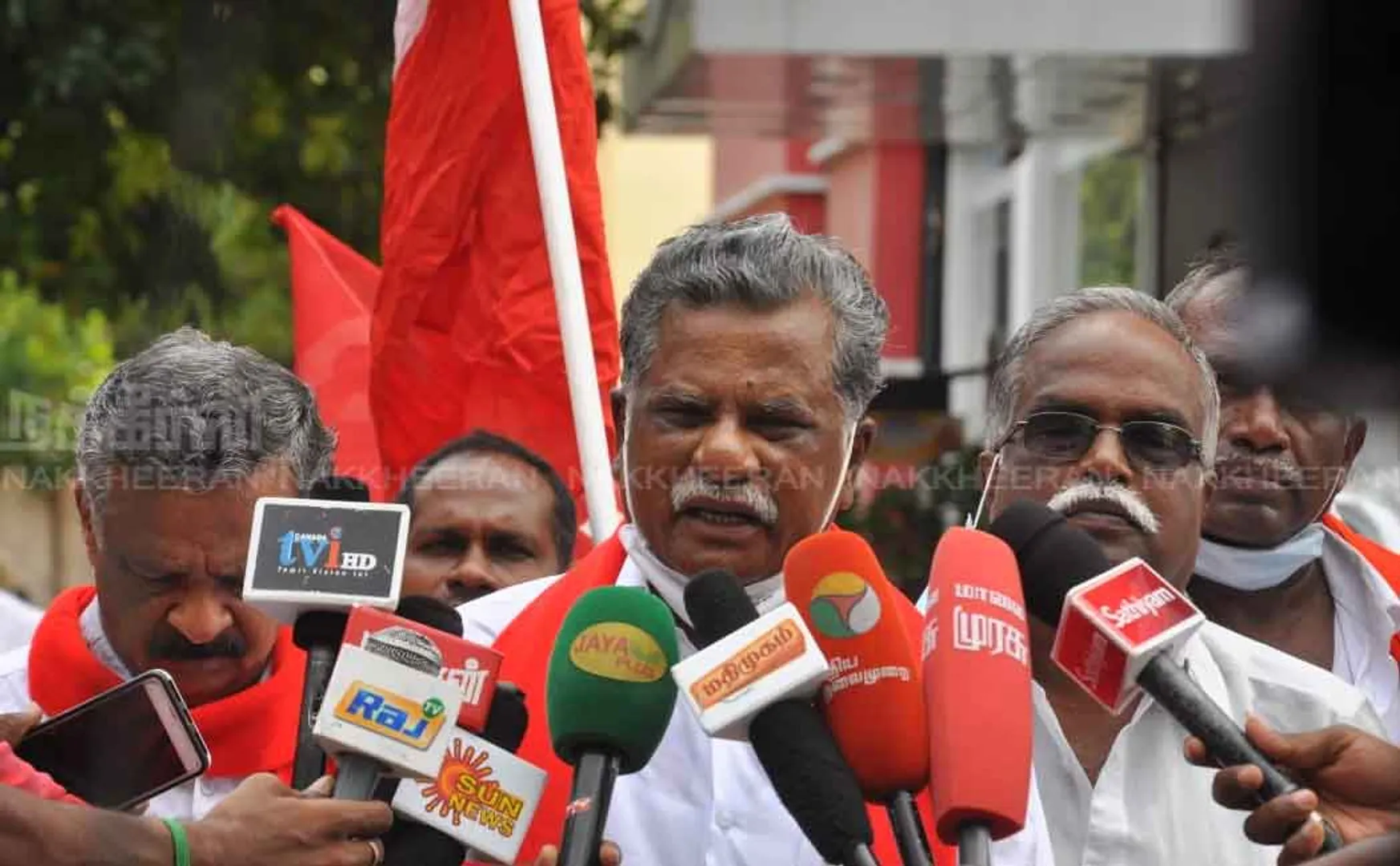 "The court itself is in a position to criticize the Modi government" - R. Mutharasan interview!