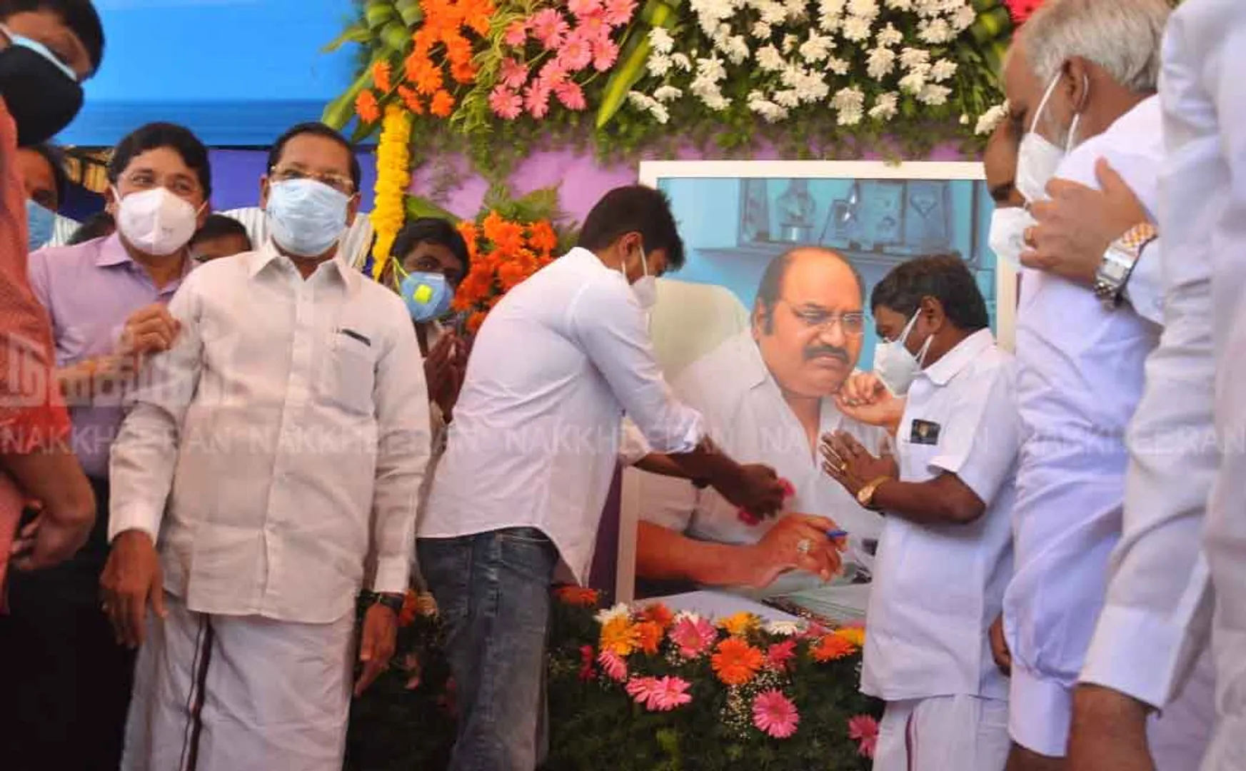 J. Anpalagan Memorial Day; DMK paid homage by sprinkling flowers 