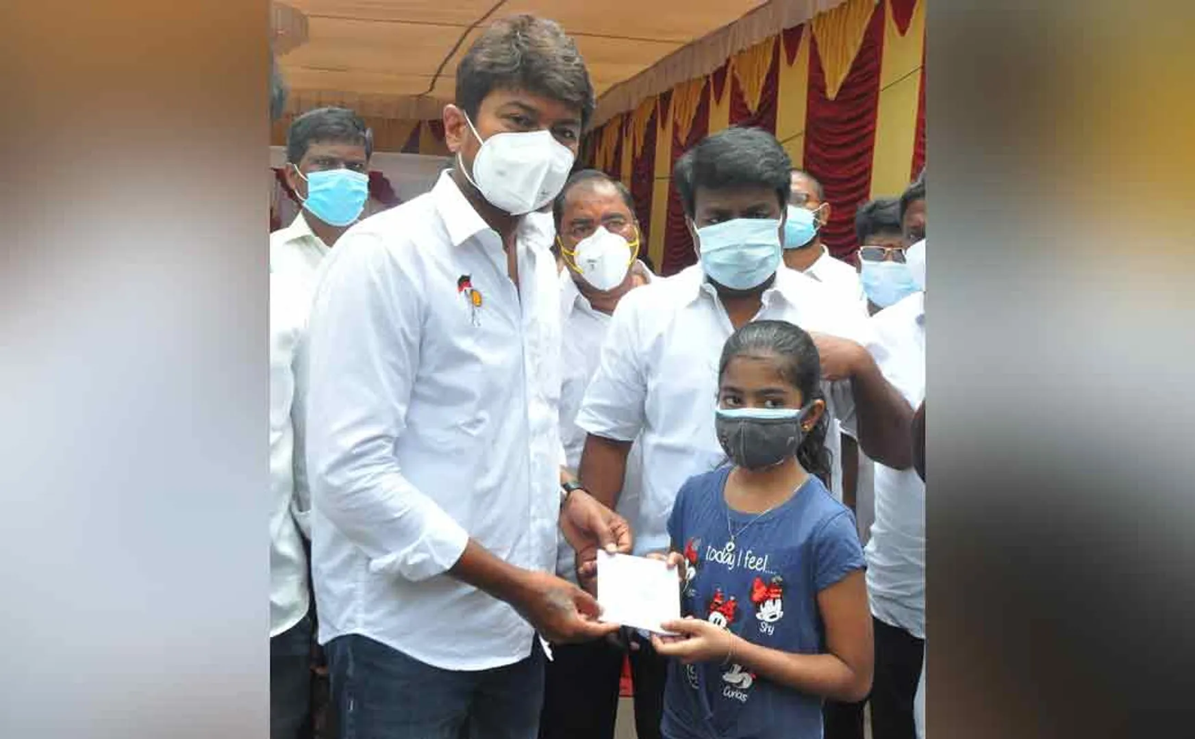 The girl who gave her savings ..!