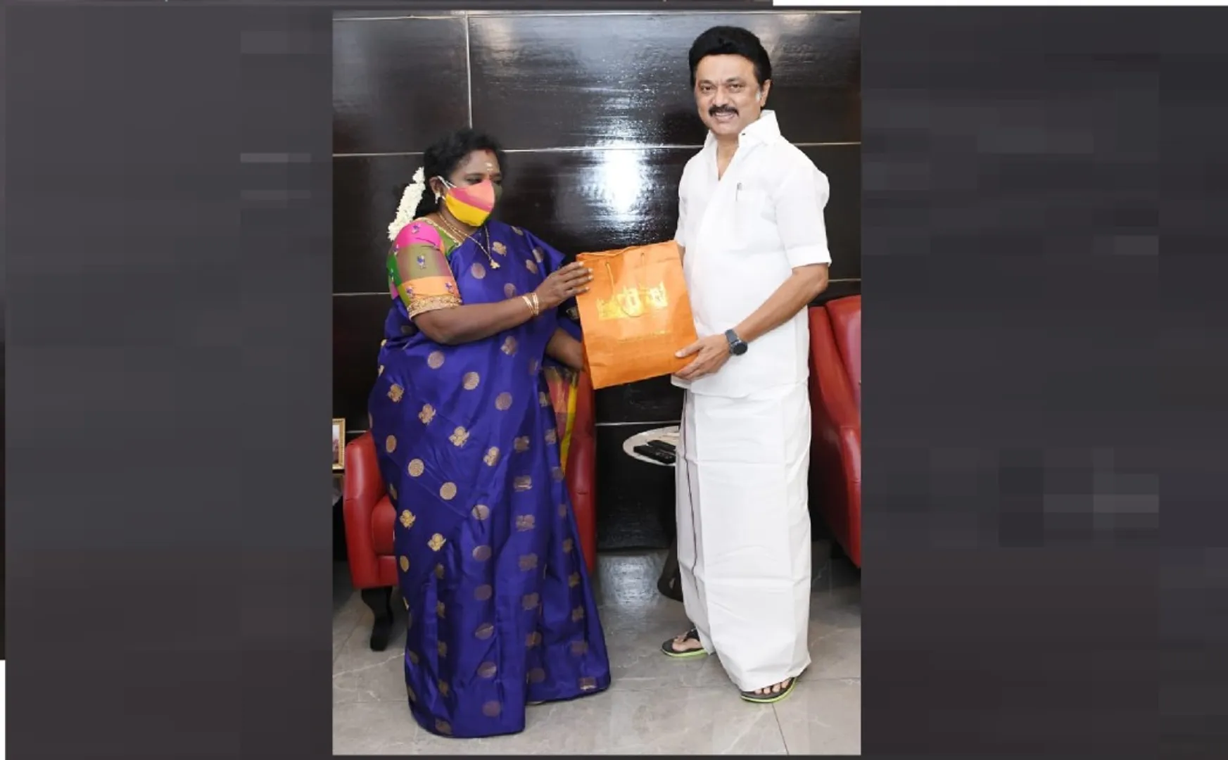 governor tamilisai soundararajan meet tamilnadu chief minister his residence 