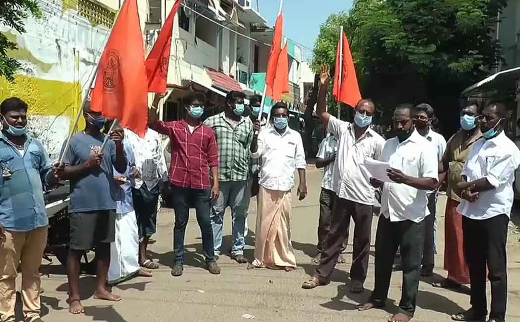 Hindu leaders protest demanding opening of temples