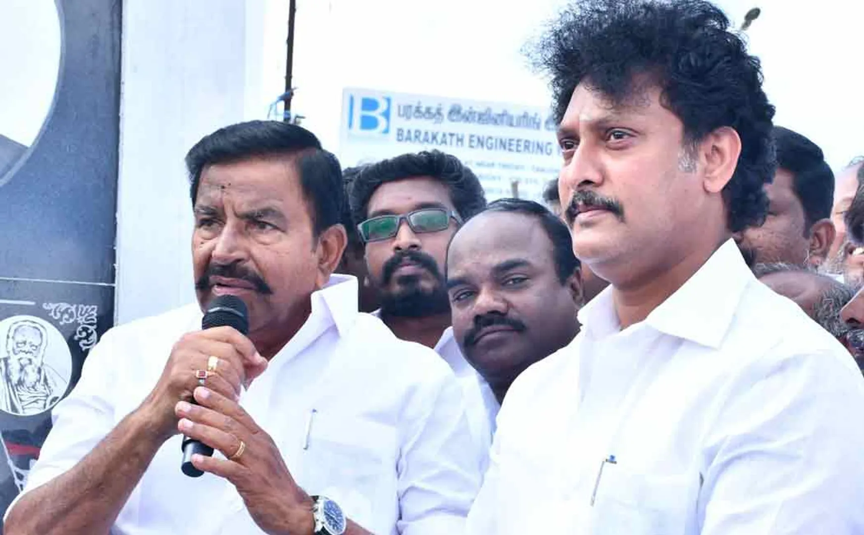 Minister Anbil Mahesh meets Minister KN Nehru and petitions ..!