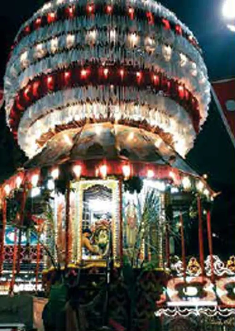 /idhalgal/om/polara-mangaladevi-who-gives-mangalam-mahesh-verma