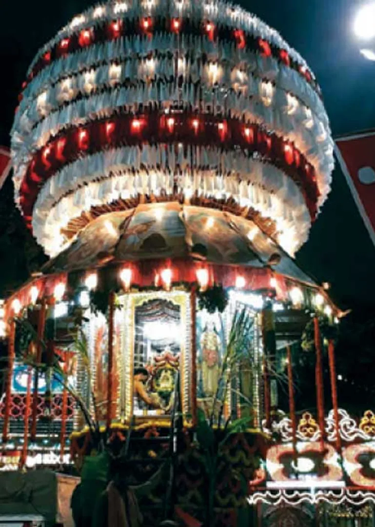 /idhalgal/om/polara-mangaladevi-who-gives-mangalam-mahesh-verma-0