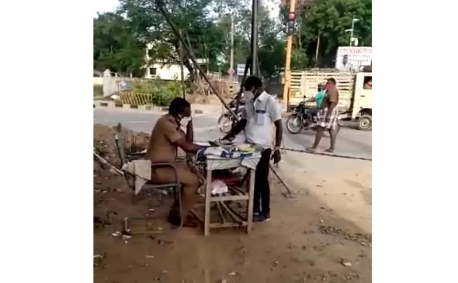 chellpandiyan threaten police