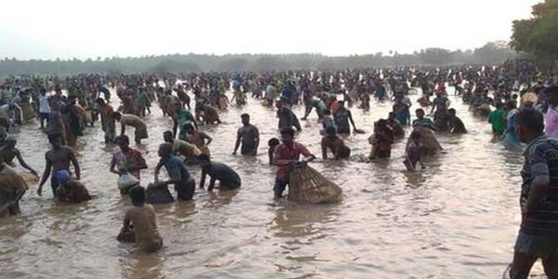 Clash at fishing festival ... Police mobilization ... Tension in Perambalur!