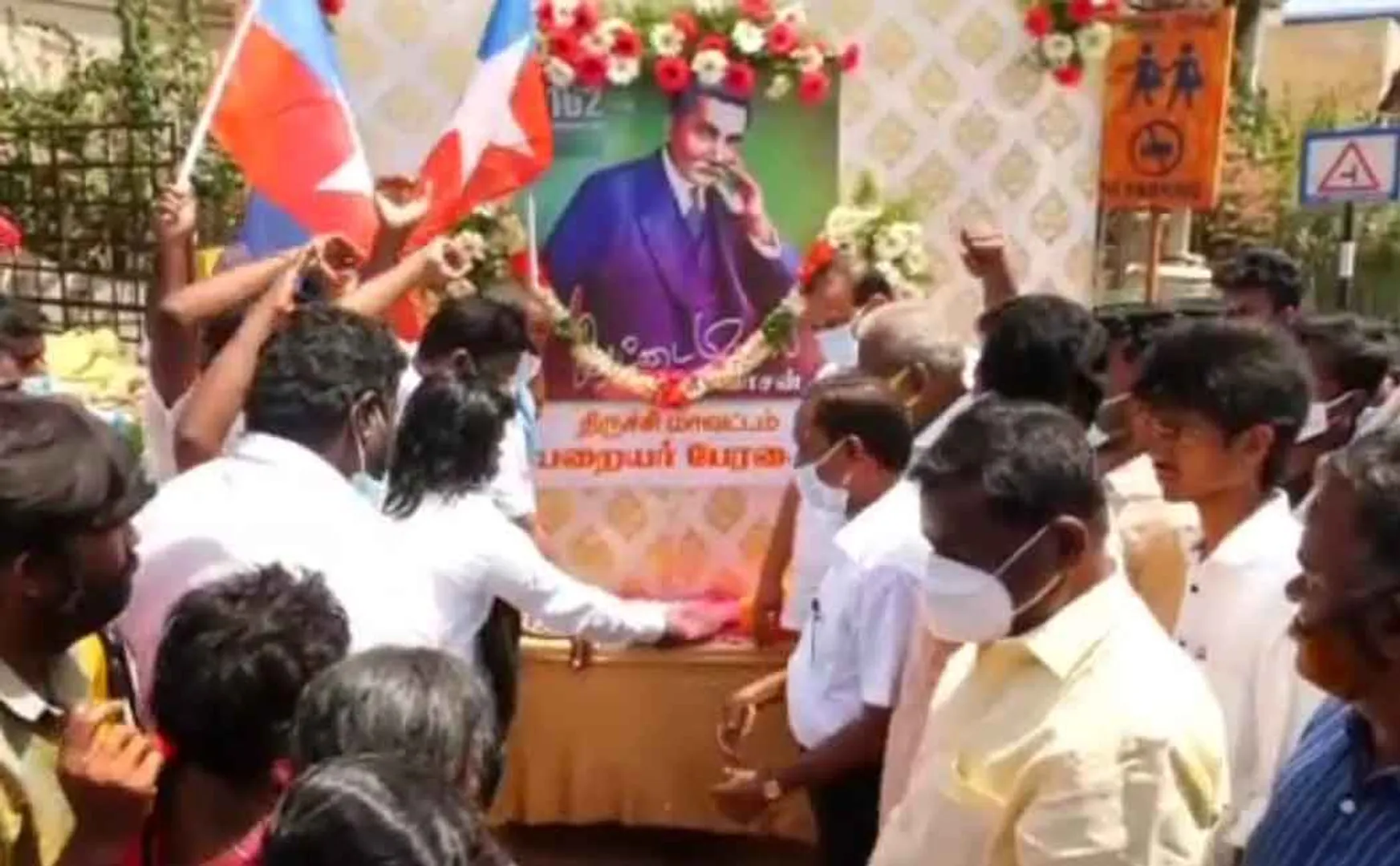 Rettamalai Srinivasan's birthday; Parties who paid homage by sprinkling flowers