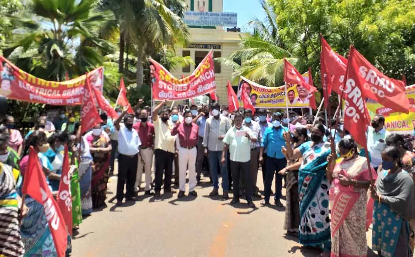 "Doing so is an act of destroying the nation" - SRMU Deputy General Secretary