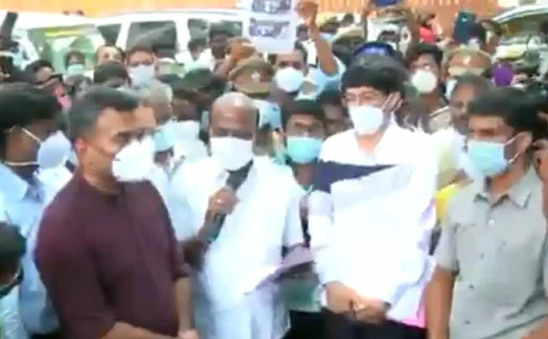 Minister who met those involved in the waiting struggle in person
